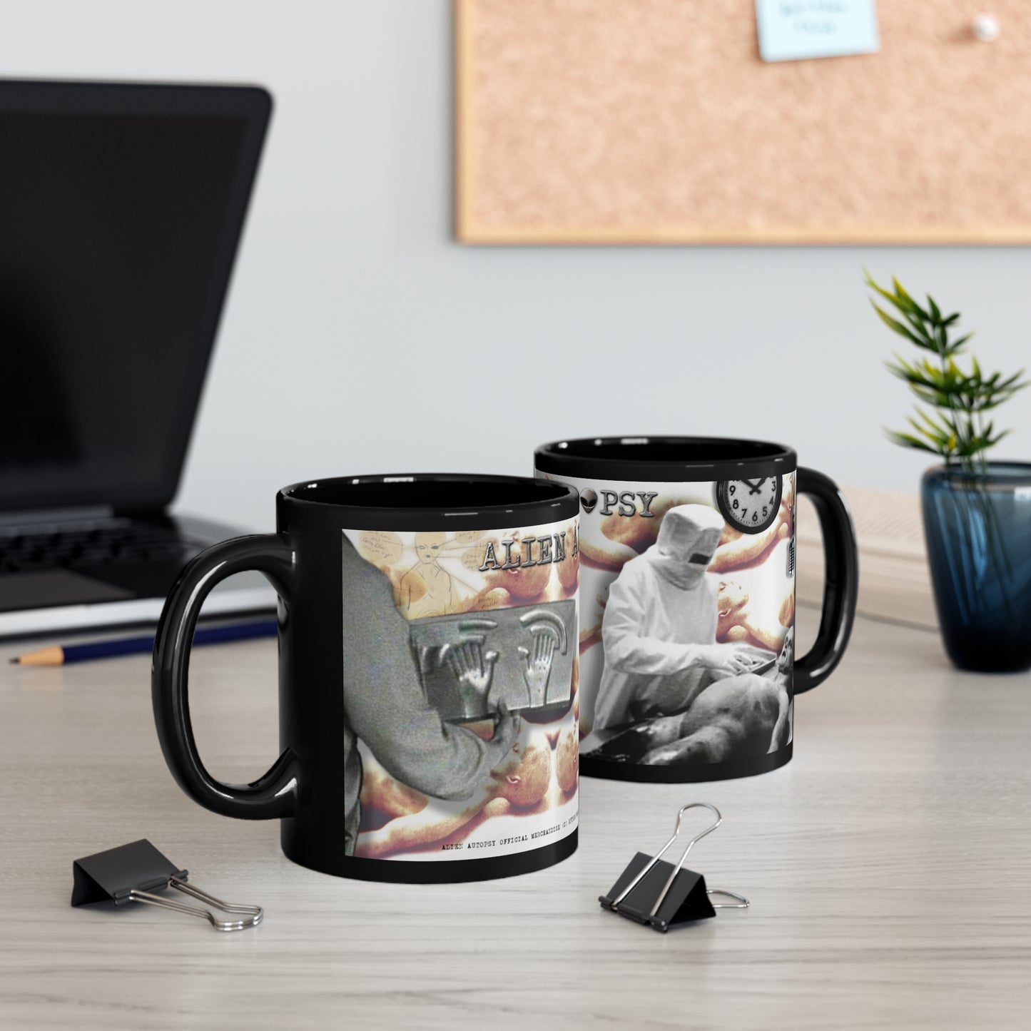 MUG: Alien Autopsy Black Glossy Mug