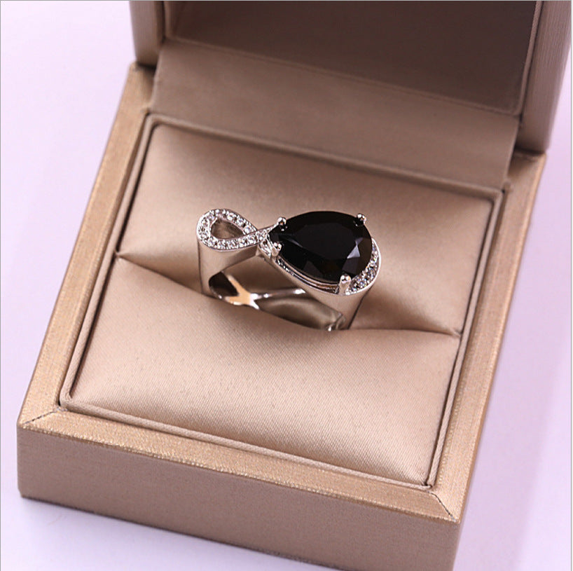 J Alien Design Geometric High Carbon Quality Zircon Diamond Ring Micro-inlaid