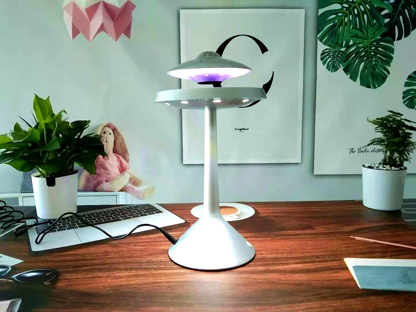 GA Levitating UFO Wireless Portable Speaker with LED Levitating Amplifier For Phone Floating Table Lamp Room Décor